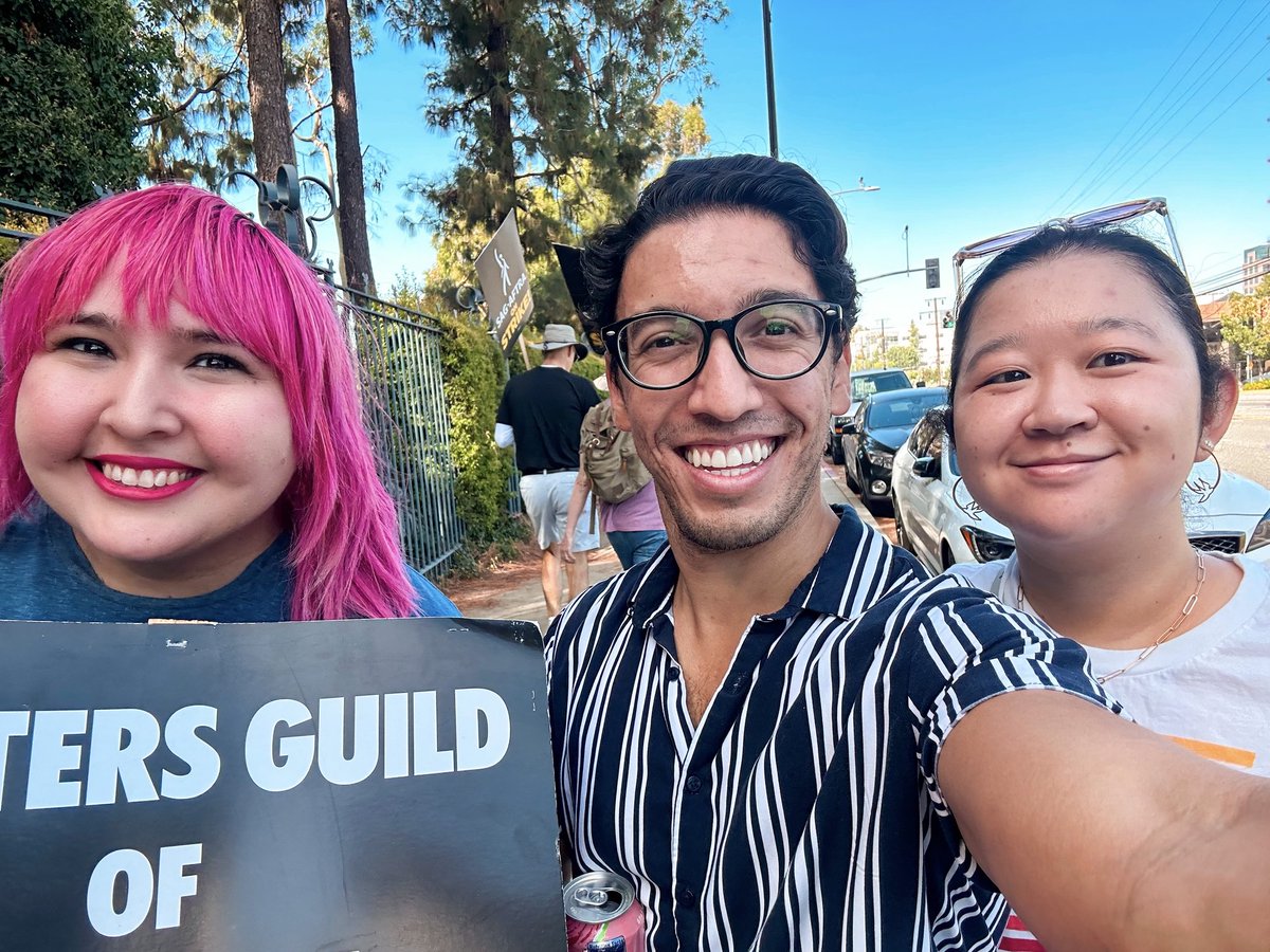 Pre-WGA Strike Support tweet media