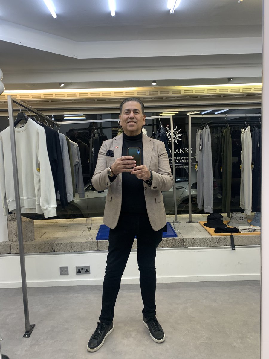 MURADstyling's tweet image. Fantastic launch night At #Michaelchell in Windsor for Jamie Redknapp’s launch of wonderful clothing brand called Sandbanks #sandbanksclothingcompany