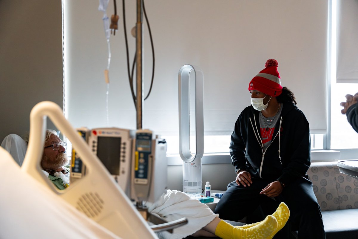 OhioStateFB's tweet photo. Continuing the tradition of 
Hospital visits before home games 🏠 https://t.co/SCeofWvR1Y