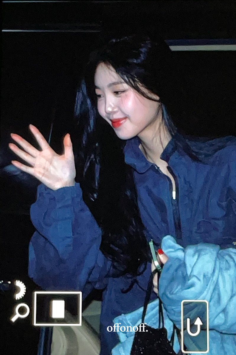 bestofsoojin's tweet photo. [2301110] 
seo soojin after the album AGASSY event on the 2nd day https://t.co/auFAgl3Vog