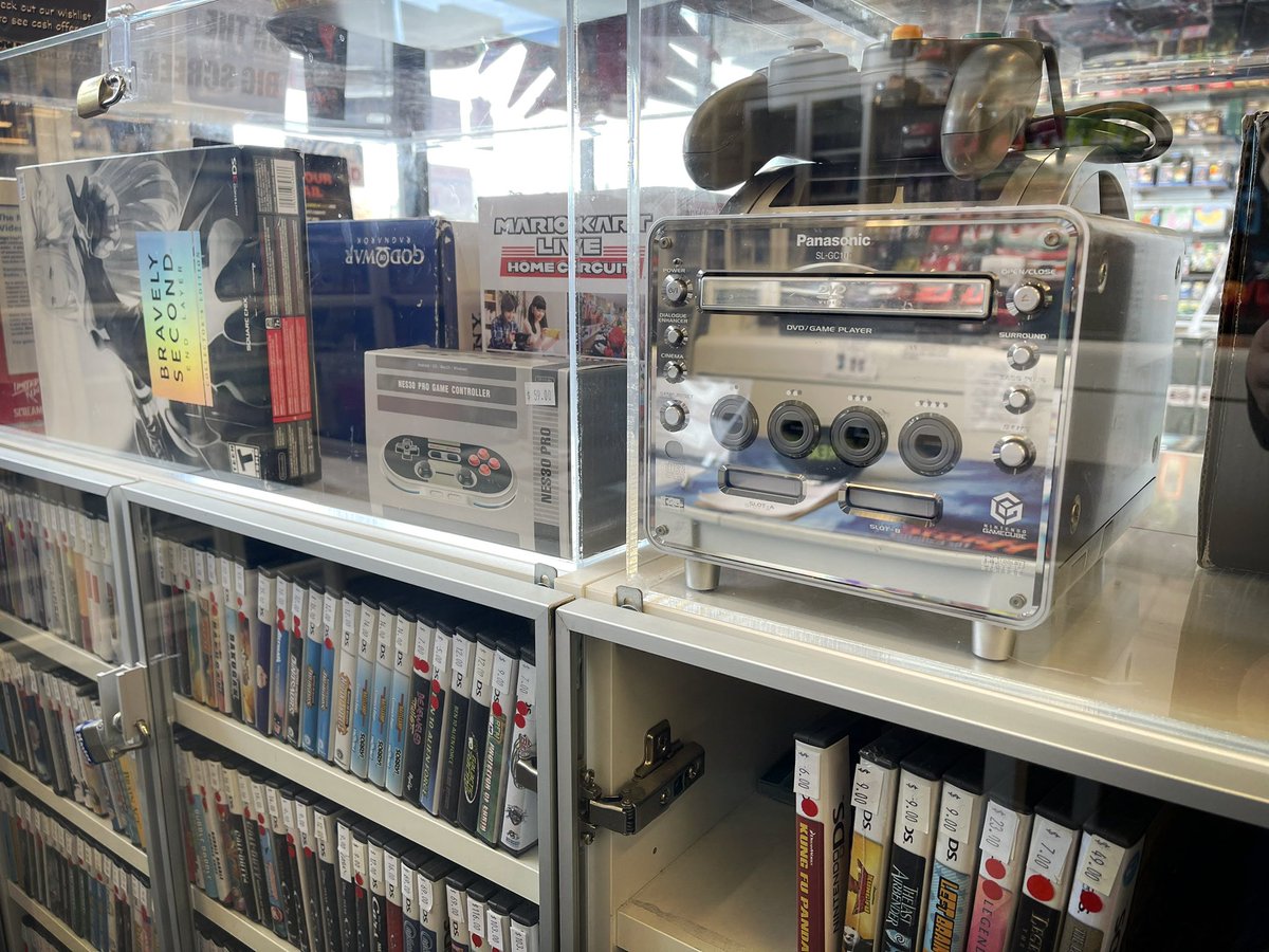 Retro Game Trader tweet media