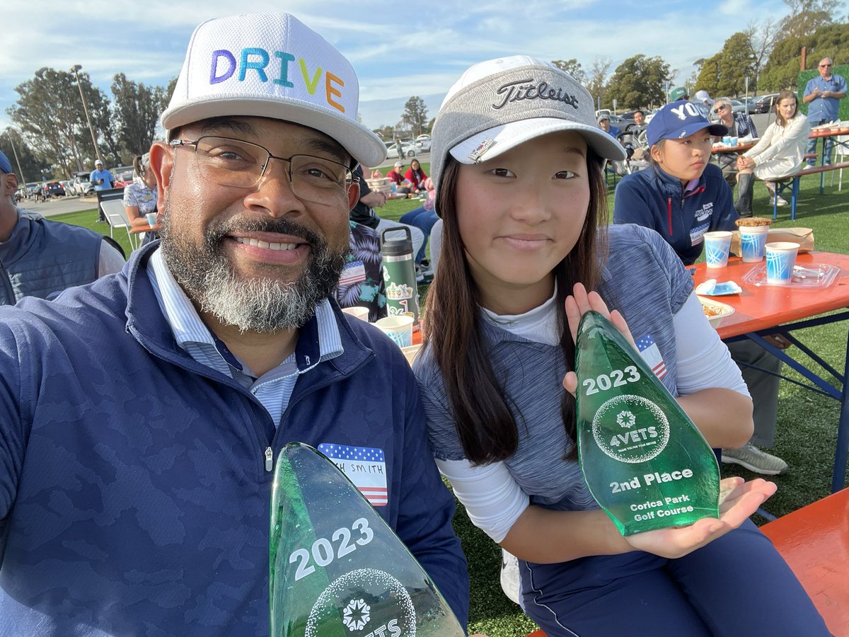 HughUnderPar's tweet photo. Such an awesome day today in celebration and respect for our #Veterans and also won 2nd Place ✌🏽🇺🇸 #4Vets #PGAHope @norcalpga @yocgolf #AllAboutAccess #ThankAVet #HappyVeteransDay https://t.co/7qlCtsccKO
