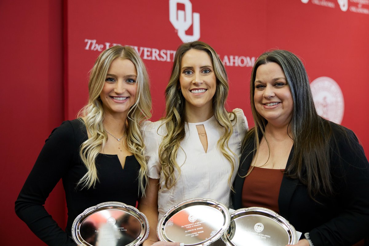 UofOklahoma's tweet photo. Outstanding in every way. 👏

Congratulations to our students recognized as Outstanding Seniors today. We're proud of your achievements and the impact you've had on the #OUFamily. Lead On! ☝️ https://t.co/L5JF9lgyIt