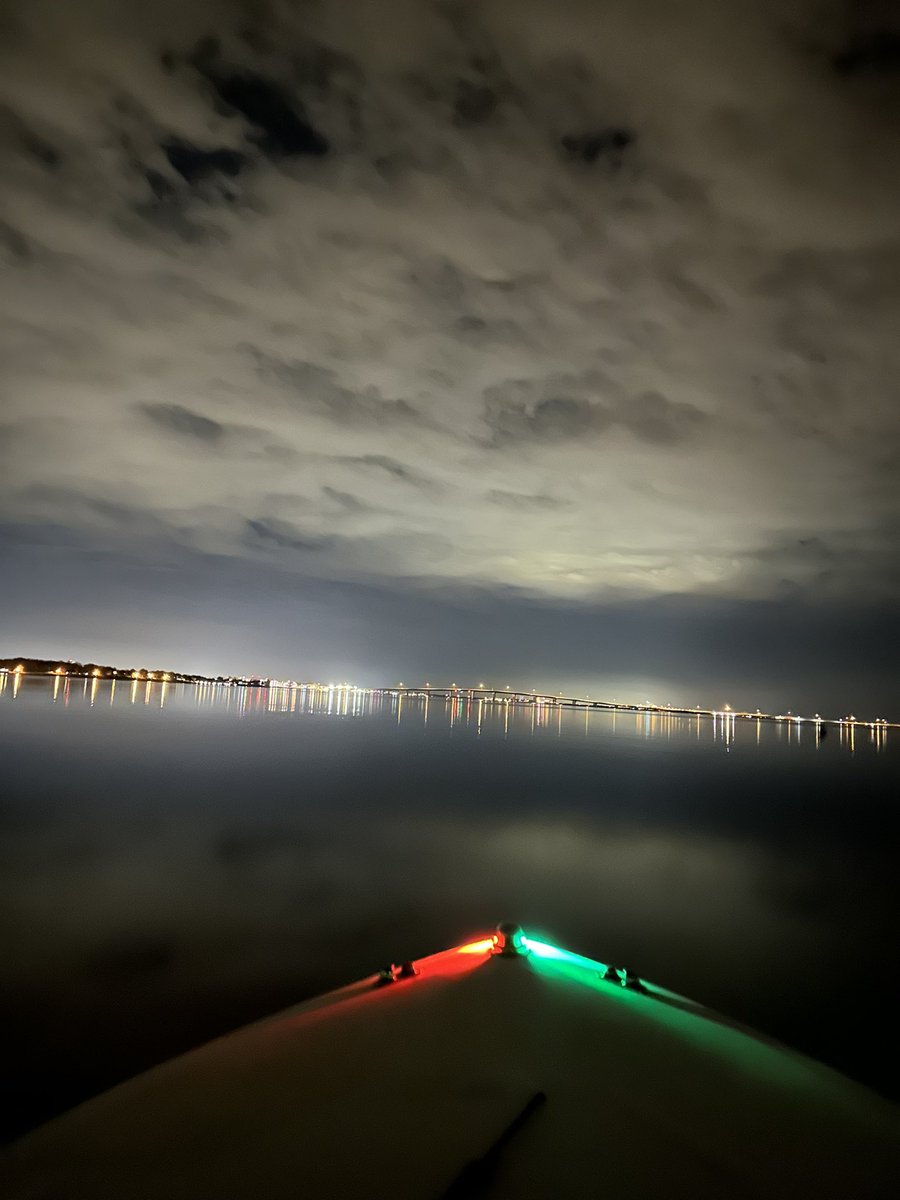 Msmith9561's tweet photo. Glassy bay #ocnj https://t.co/tlxXBzT997