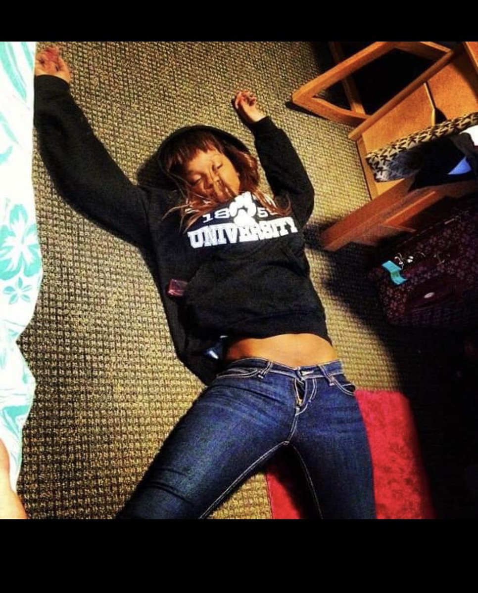 LoveIsEvol1491's tweet image. What I was doing @ 19 got me sent to the military #allfacts