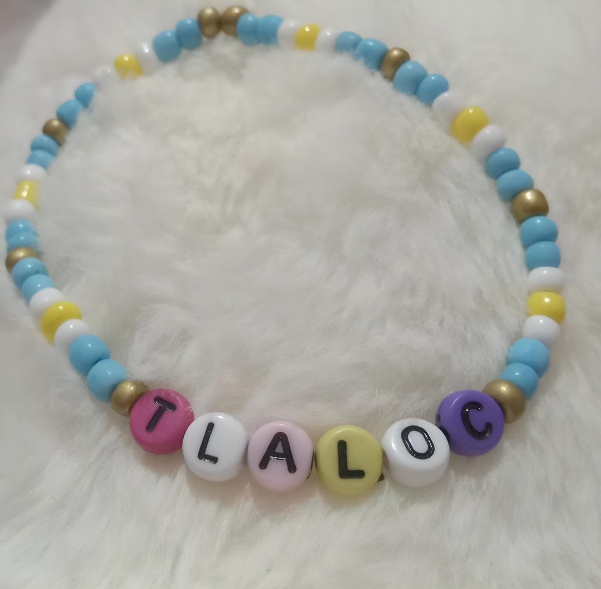 Aquí está la friendship bracelet para Tlaloc... #BuenosAiresTSTheErasTour 🥹🙏