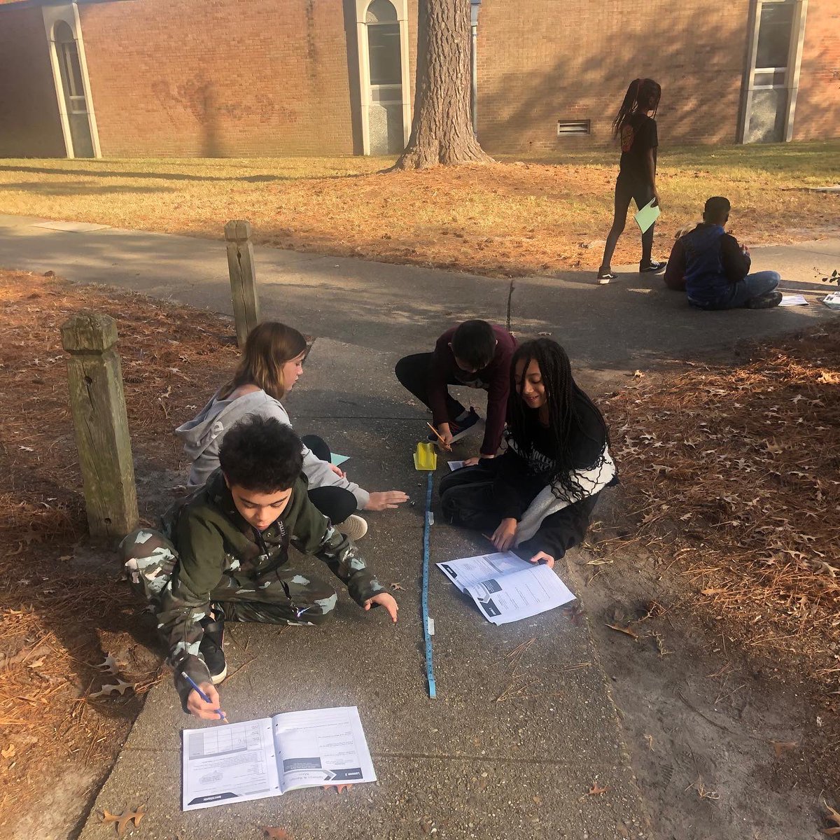 5th grade students investigated the effect mass has on how far something will travel today in science 💙🐾 #WeAreHCS #kraftcubs #cubnation #scienceinvestigation #5thgrade