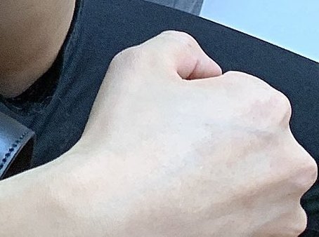 healingsuam1028's tweet photo. 먹을 때 한 손 주먹 쥐는 거
혹시 저 주먹안에 귀여움 있니 떠함....?......😇 https://t.co/eF0BiwhV7Z