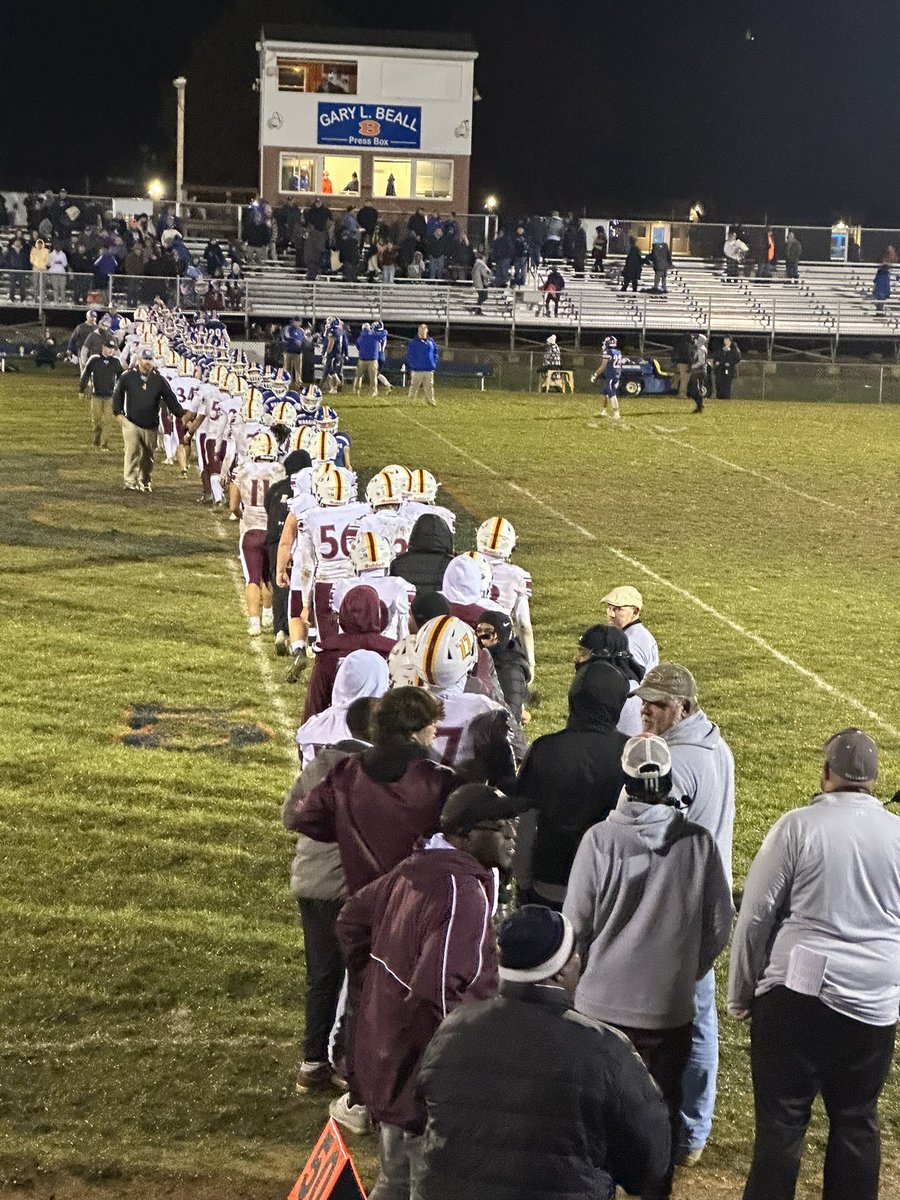 From being down 21-0 at half, the Warriors make a terrific comeback to win the game 35-28! #graceontop #sobaw 🏈🏈