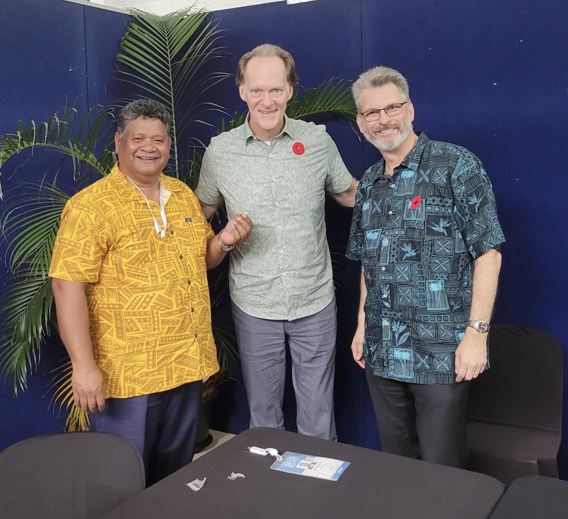 🇨🇦 Indo-Pacific Special Envoy <a href="/_IanMcKay/">Ian G. McKay イアン マッケイ</a> and I met with Palau’s Minister of State Gustav Aitaro at Pacific Island Forum leaders meeting in Rarotonga, Cook Islands. Great opportunity to discuss shared regional and bilateral priorities.

#ClimateChange #PacificIslands