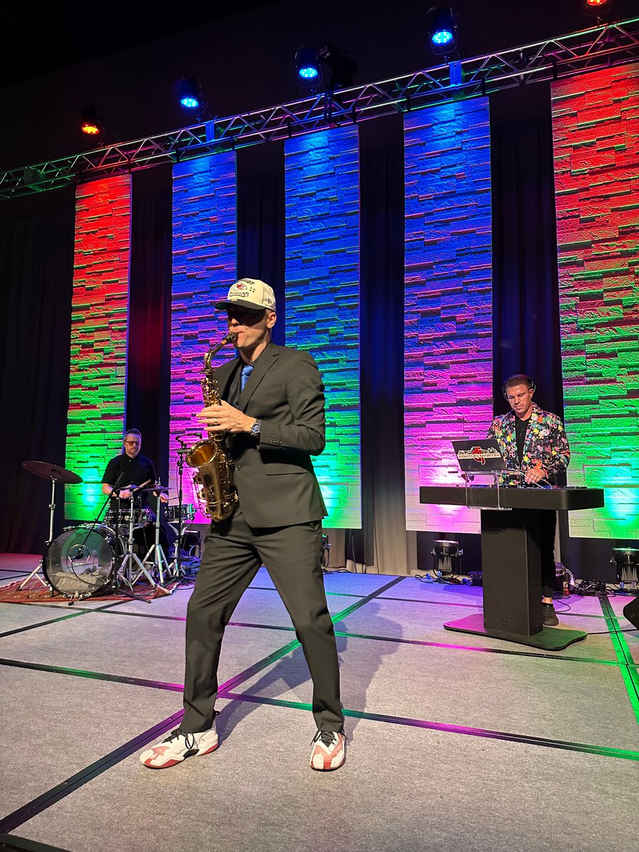 OurCornerstones's tweet image. The #ColorMeHappy Spirit Gala is underway, but it's not too late for you to participate if you couldn't make it tonight! Make a 100% tax-deductible donation at bit.ly/3ucw6QX or check out our Instagram stories for some BTS footage ➡️ bit.ly/3uf3ZAM.