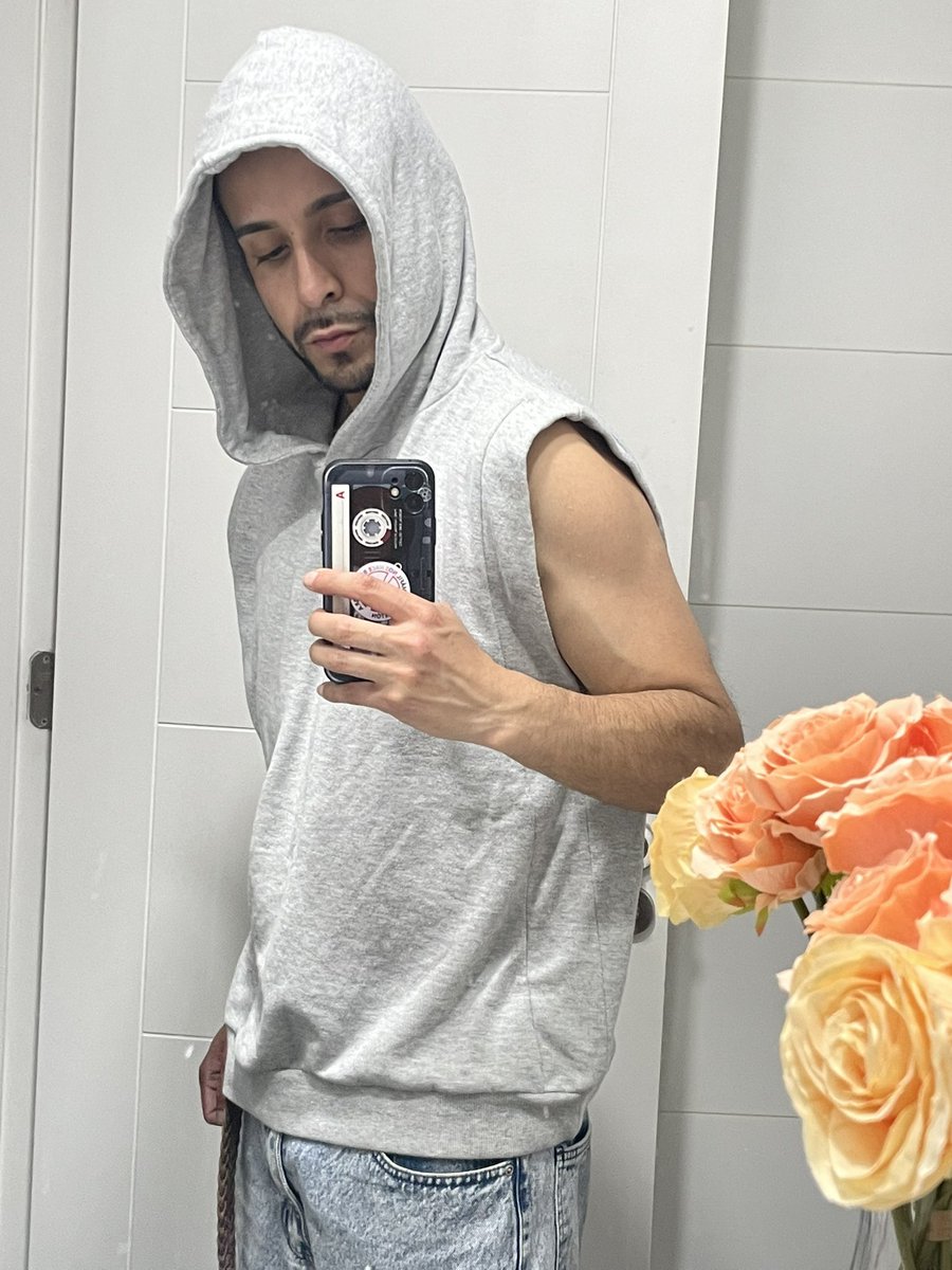 ✅