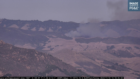 fire_feeds's tweet photo. New wildfire: The 8+ acres #SummitFire Hwy 101 near the Summit, #CuestaGrade #SanLuisObispoCounty #CA
Air Attack overhead reporting 5 acres, moderate rate of spread, the fire is slope driven burning up hill, revised potential for 50 acres. No structures threatened.
The fire is 8 acres in grass transitioning to brush on the N/B side of the highway, structures are not immediately threatened, potential for 25-30 acres per arriving USFS engine.
Thanks to Michael Silvester
https://t.co/M83GsP4B9f
San Luis Obispo County Fire Scanner Feed
https://t.co/jvpT9SWndK
#CalFire Out of #PasoRoblesAAB
#A340 #N418DF Air Tactical Aircraft
#T74 #N439DF Type III Airtanker
#T75 #N444DF Type III Airtanker
#ColumbiaHelicopters En-Route
#N472CH Type I Heavy Lift Helitanker
🇺🇸🔥