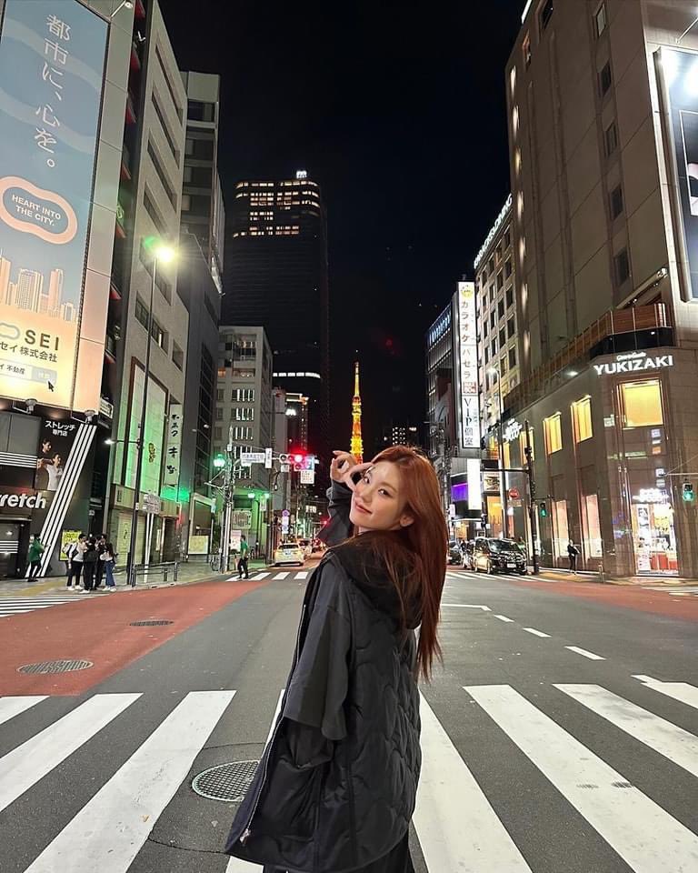 tinyslayariana's tweet photo. @SlayFableAriana @ITZYofficial I can tell you a lot about her. She’s someone with a huge heart 🥰 #YEJI https://t.co/v1WfnfXqRk