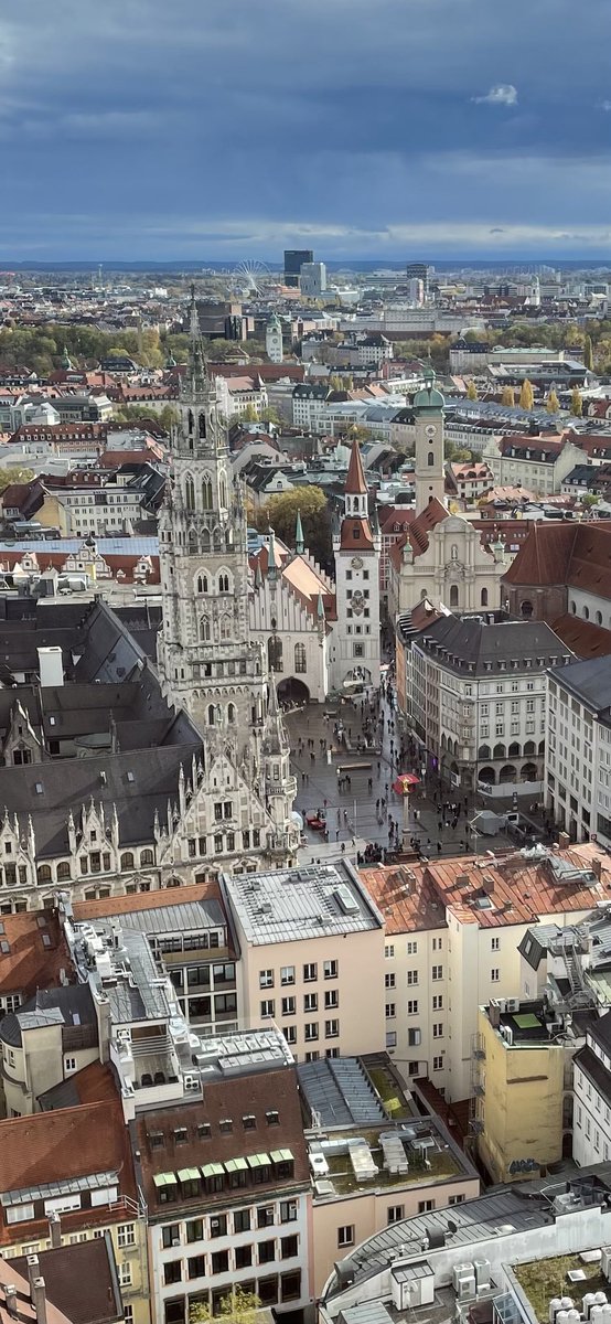 mccluskeysj's tweet photo. München! https://t.co/aqgb4gazHJ