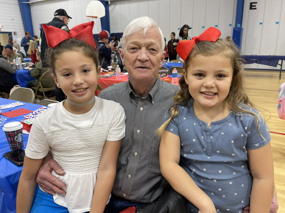 Dr. Dickens tweet media