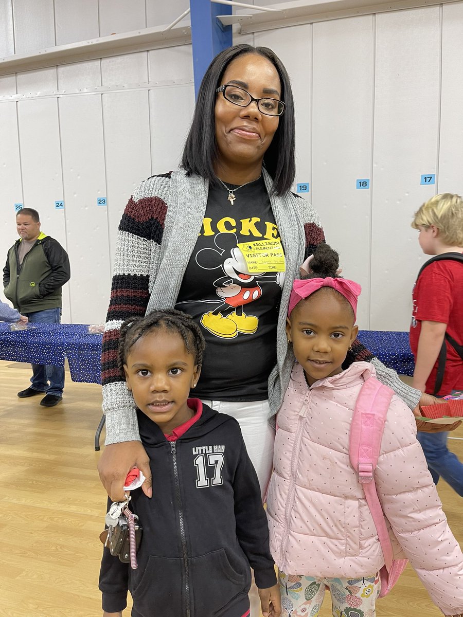 Dr. Dickens tweet media