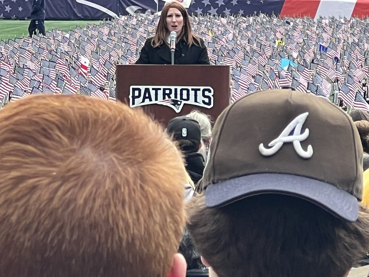 A Great day spending time as a team honoring Veterans Day at Boots on the Ground at Gillette Stadium. @OSDRI_Vets