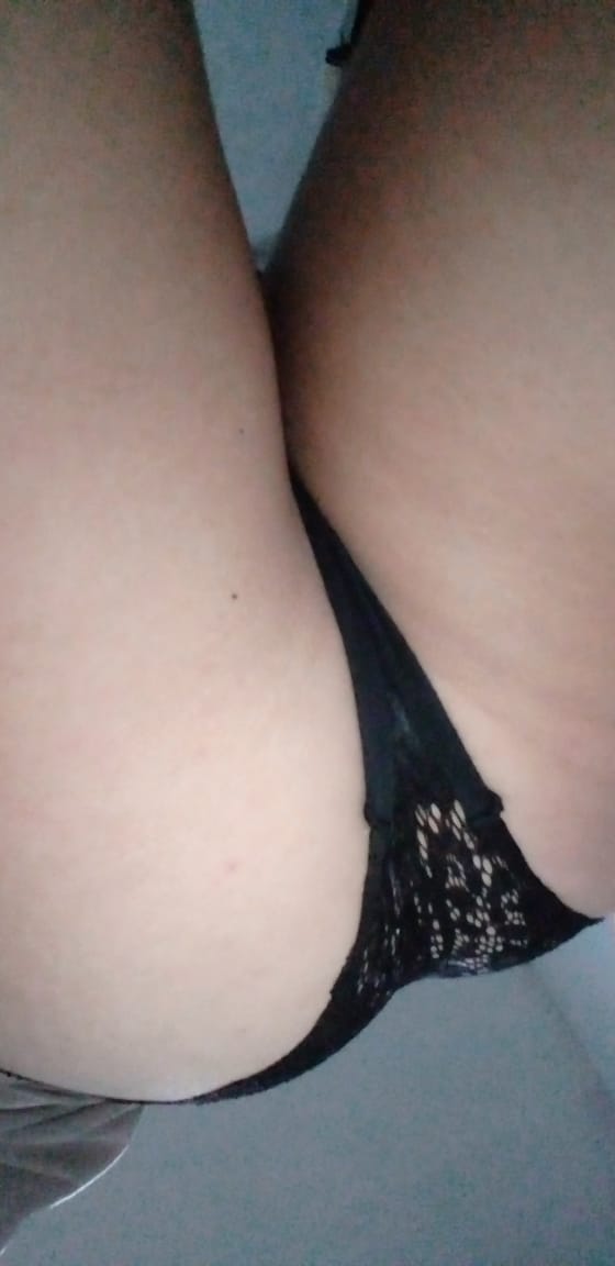 KityMay2's tweet photo. ya rato sin subir mis fotitos a los pocos que los ven que lo disfruten amores https://t.co/4Hx4xBUZnE