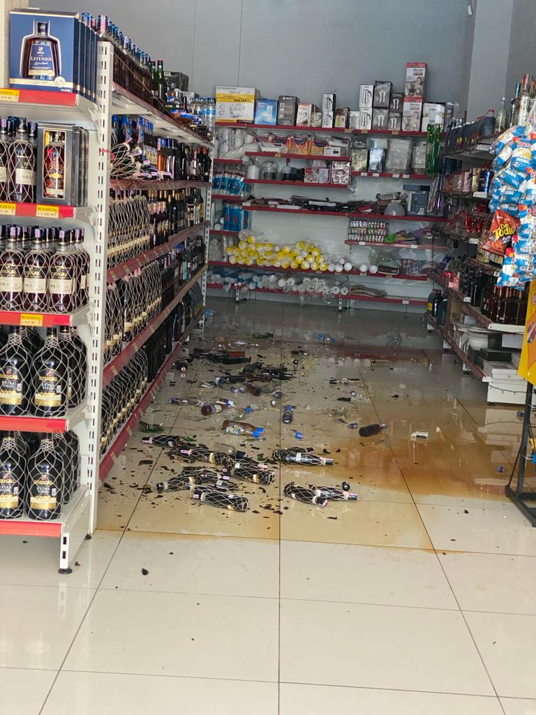 SIN24Horas's tweet photo. Daños y preocupación tras sismo de 5.2 grados sentido en gran parte del territorio nacional. 

#NoticiasSIN #daños #preocupación #temblorRD #AliciaOrtega 

Más detalles en nuestro periódico https://t.co/Ovpz0o2vQa

https://t.co/c5zCnoNEp3 https://t.co/gCZaPfg9kd