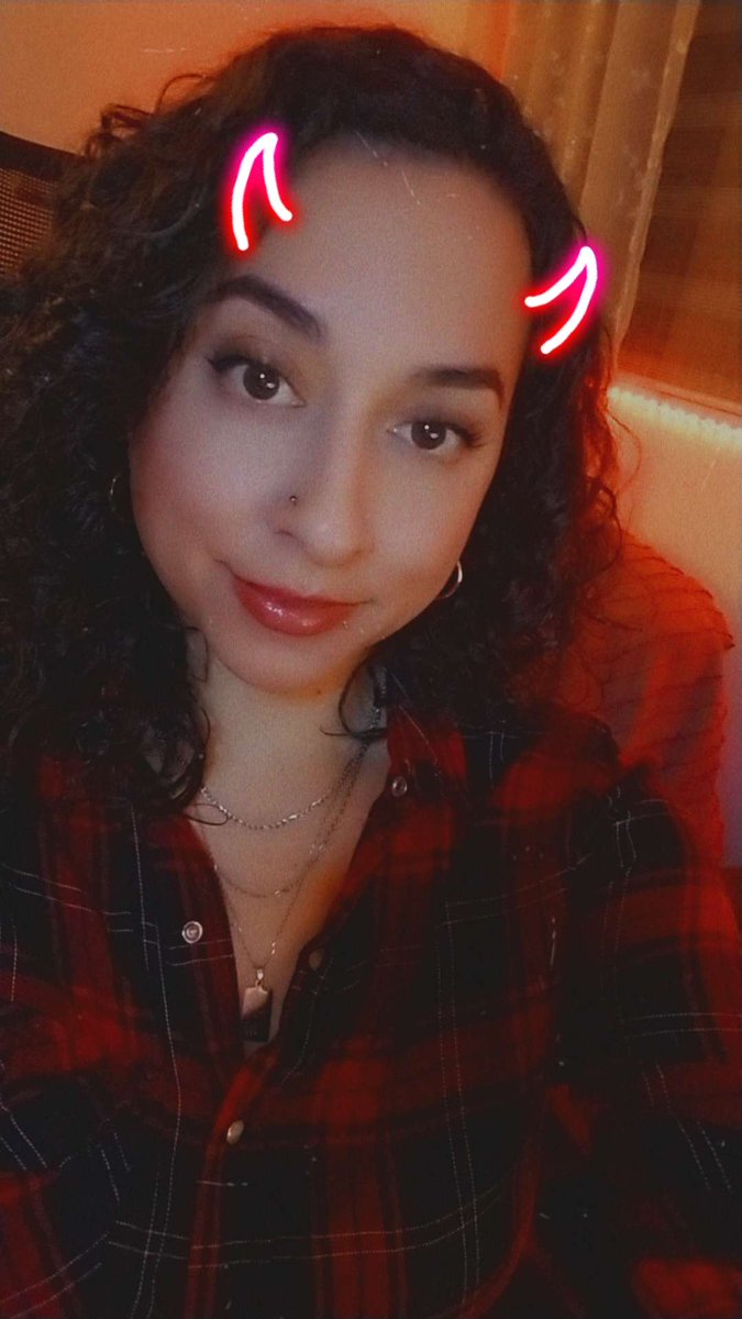 Live with that new COD DLC ;)

/jess0rz ❤️