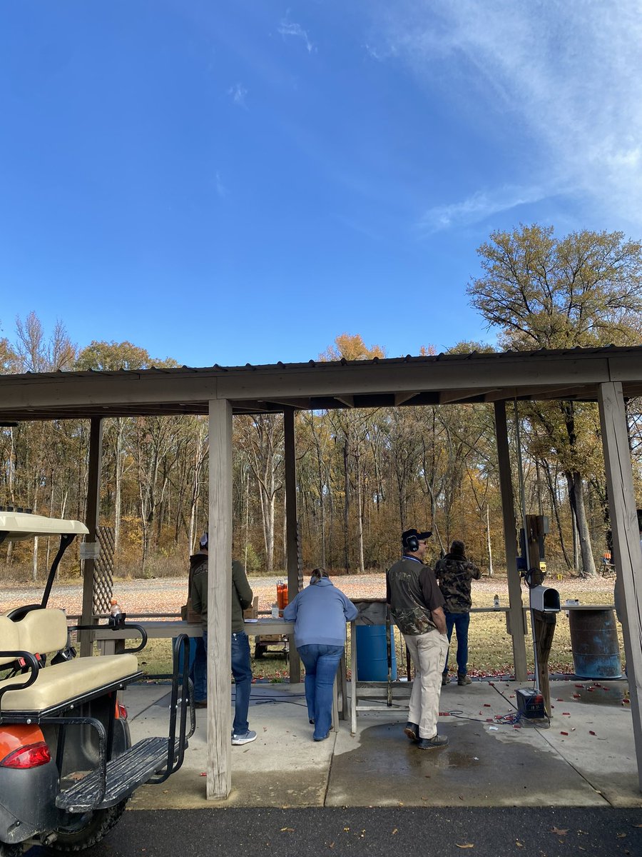 BOMAMemphis's tweet photo. Thank you to everyone that was able to join us this afternoon for our annual Sporting Clay Tournament. Special thank you to our sponsor Signal Memphis. It was such a beautiful day! https://t.co/8o4jsCiXbN