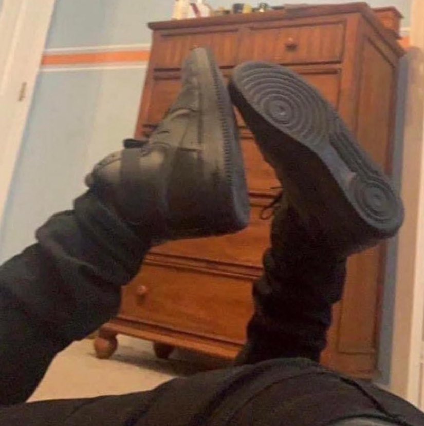 me when she replies fast