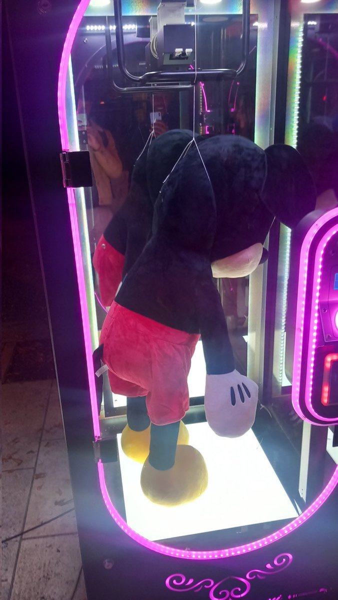 enzoddlt's tweet image. Moi aussi Mickey… moi aussi…