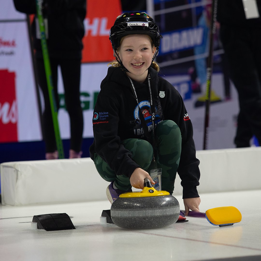 CurlingOntario's tweet photo. Calling all young curlers! Join Hit Draw Tap, a fantastic youth skills competition designed for ages 6-13! Show off your skills and compete virtually against peers across the province. Learn more at our website and register your club to participate: https://t.co/S8m3TslF0X https://t.co/sH6OE2B5tE