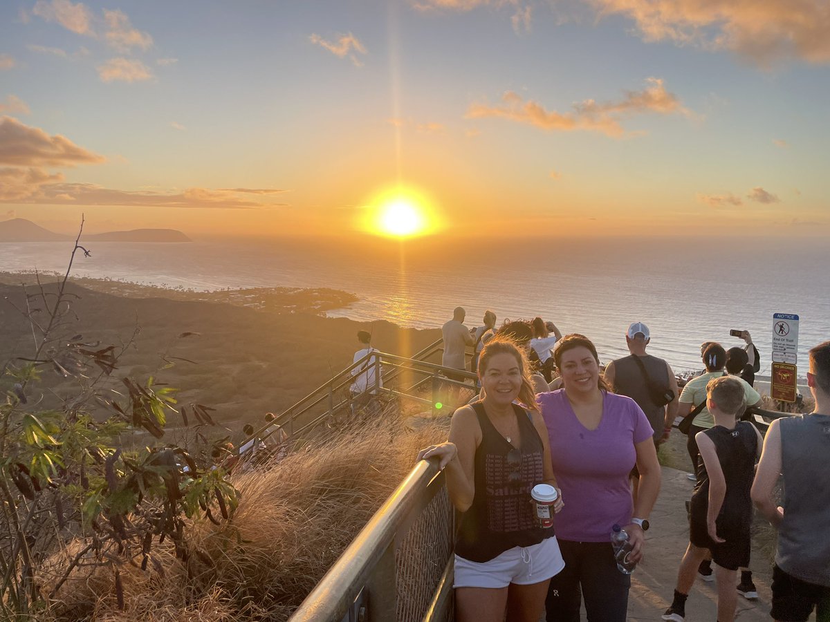 BrandyBlackbb's tweet photo. We got up at 4:30am two mornings in a row to watch the sunrise on a hike. It was a great way to start a 12 hour work day while traveling. https://t.co/0NfpG2Yvfb