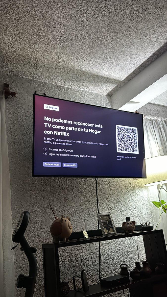 checss's tweet photo. @NetflixLAT estúpidos y si tengo casa de fin de semana? Cómo aplica? https://t.co/Tz1va1WSdM