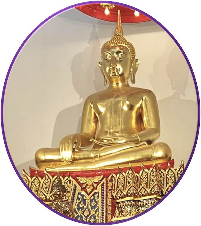 จิตรู้ธรรม  กรรมปัญญา  วิชาแท้
เหตุผลแน่  แก้ปัญหา  พาใจสุข
ไม่ประมาท  ฉลาดเรียน  เพียรแก้ทุกข์
สติปลุก  ลุกสู้มาร  ชาญมรรคแปด...
โต’หลวง ๒๕๖๖ – ๓๑๕ 

พระประธานในพระวิหาร   
วัดคฤหบดี   เขตบางพลัด   
กรุงเทพมหานคร

ยะทา ปัญญายะ ปัสสะติ
เมื่อใด บุคคลเห็นด้วยปัญญาว่า