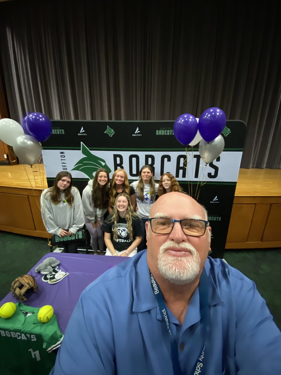 ready for the next 4!! 💜🐨
#gokoalas <a href="/CC_Koalas_SB/">Columbia College Softball</a>