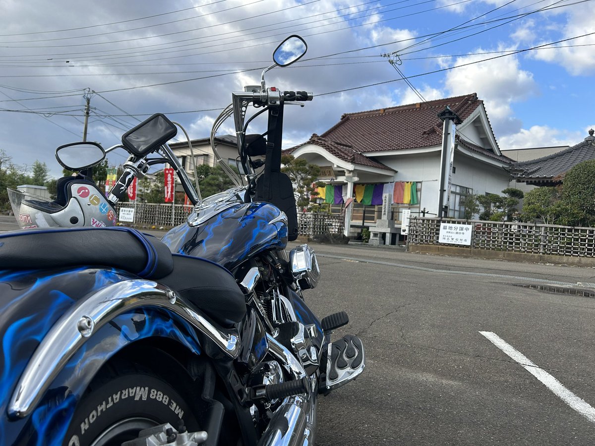 2929daimon's tweet photo. 限定ベルト手に入りました!
顕妙寺さんで第一号でした〜
御朱印もバイクで素敵〜
#疾風巡拝 #刻道守 #顕妙寺
#vn2000 https://t.co/lDC5VXgVlN
