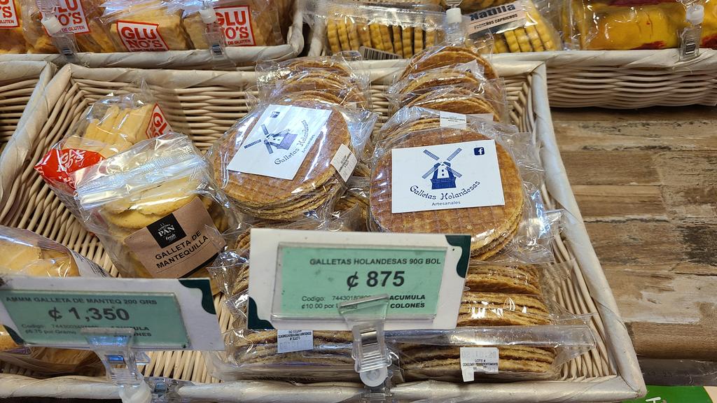 ruthkalinka's tweet image. En San José, Costa Rica pensando de mis amigos a @Yoast. 😂 Hay stroopwafel aquí!

#WPDiversity #WCSJ2023