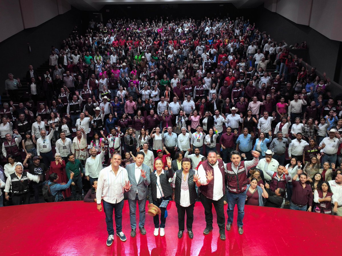 Claudiashein's tweet image. Nos reunimos con la militancia de Morena, Partido Verde y Partido del Trabajo en Durango. Somos la esperanza de México.