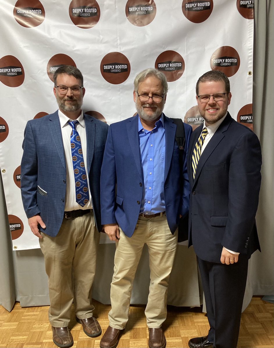 justbise's tweet photo. I got to meet THE @ChortlesWeakly at @DeeplyRootedCon.
@MrSeanGMorris brought a wonderful message of #Assurance from the #Passover.
#DeeplyRooted2023 https://t.co/n5gNUPgVAP
