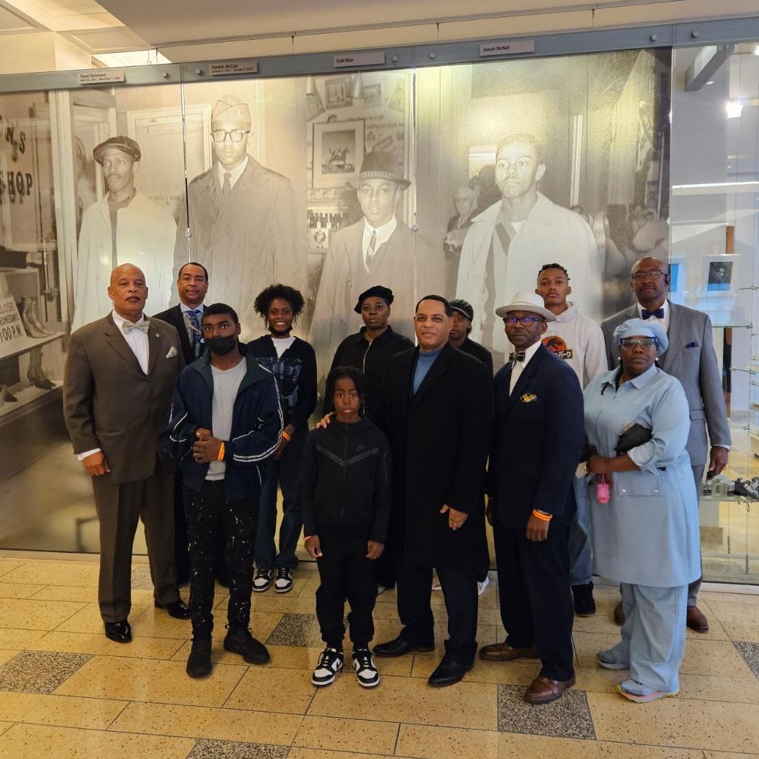ReubenMuhammad's tweet photo. So very Happy and Honored to have this great helper of the Hon. Minister @LouisFarrakhan - Bro. Stu. Min. @WesleyMuhammad - in the city of Greensboro, North Carolina!

We enjoyed the Tour at the "International Civil Rights Center &amp; Museum", in #Greensboro!

#SpecialWeekend 🙂 https://t.co/nvXkm4UJt1