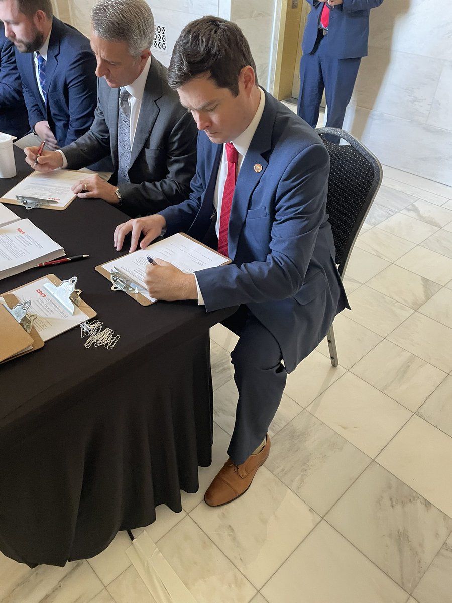 DavidARay's tweet image. I filed this week to run for re-election to House District 69. Its an honor to represent the great folks of north Pulaski &amp;amp; southern Faulkner Counties, &amp;amp; I’ll continue working hard every day to defend our conservative values, lower taxes, &amp;amp; defend individual liberty! #arpx #arleg