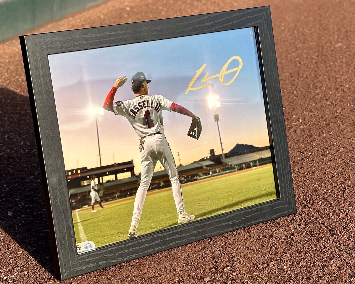 MLBazFallLeague's tweet image. 🚨 #AFL23 PLAYOFFS GIVEAWAY 🚨
⠀⠀⠀⠀⠀⠀⠀⠀⠀
We’re giving away a signed photo of Robert Hassell! Just follow @MLBazFallLeague and RT for a chance to win.

Watch tonight’s semifinal game here: atmlb.com/3f8q50i