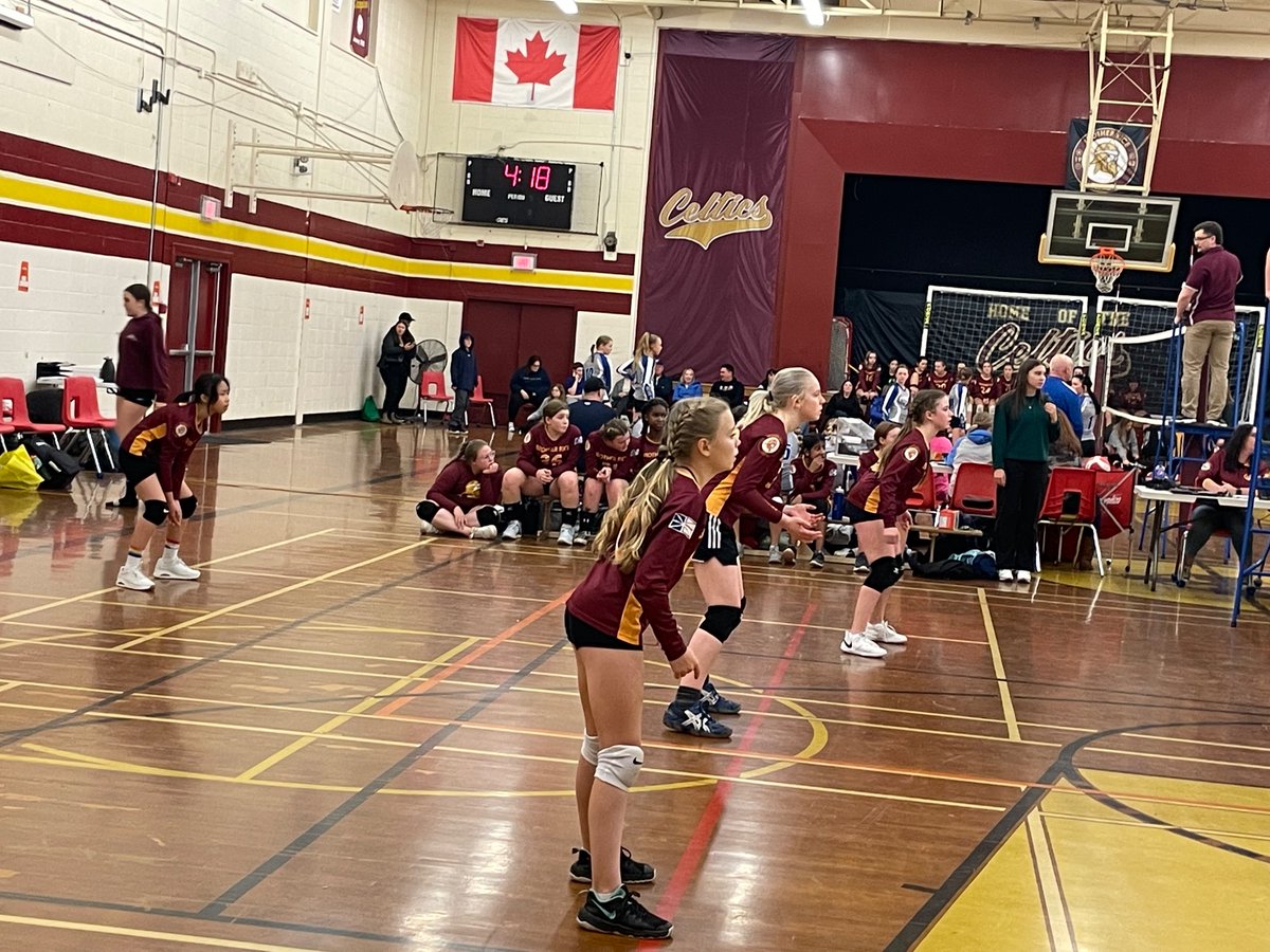 Great start to the Grade 7 Volleymania!!