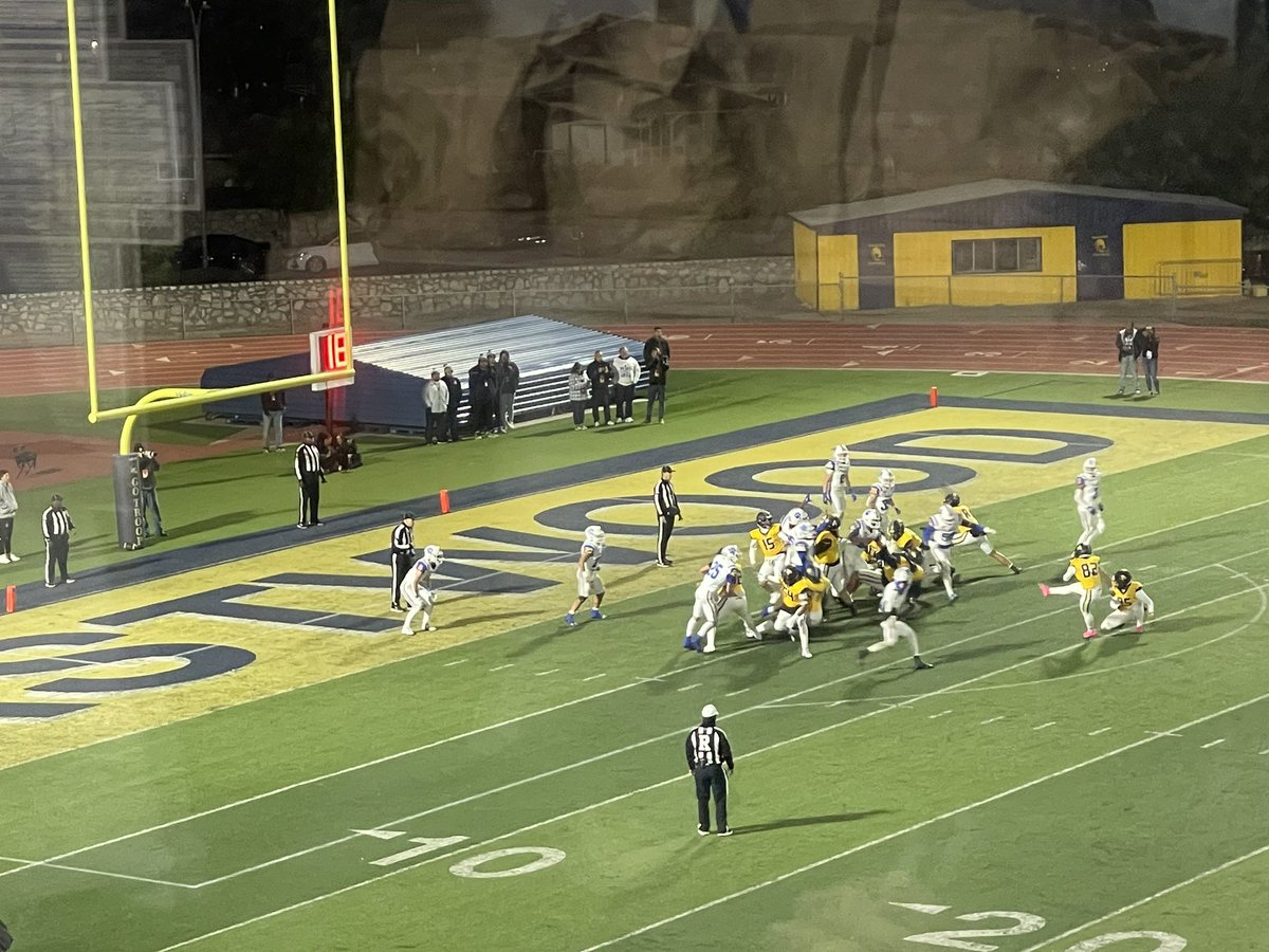 WILD. Eastwood w the Pick6 in for a TD. Troopers up 26-21 over the Tigers. :36 in the 1st.