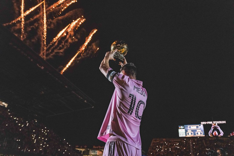  Messi's Promise: More Trophies for Inter Miami!  A Night of Celebration with 'Noche d'Or' Friendly Against NYCFC!  9