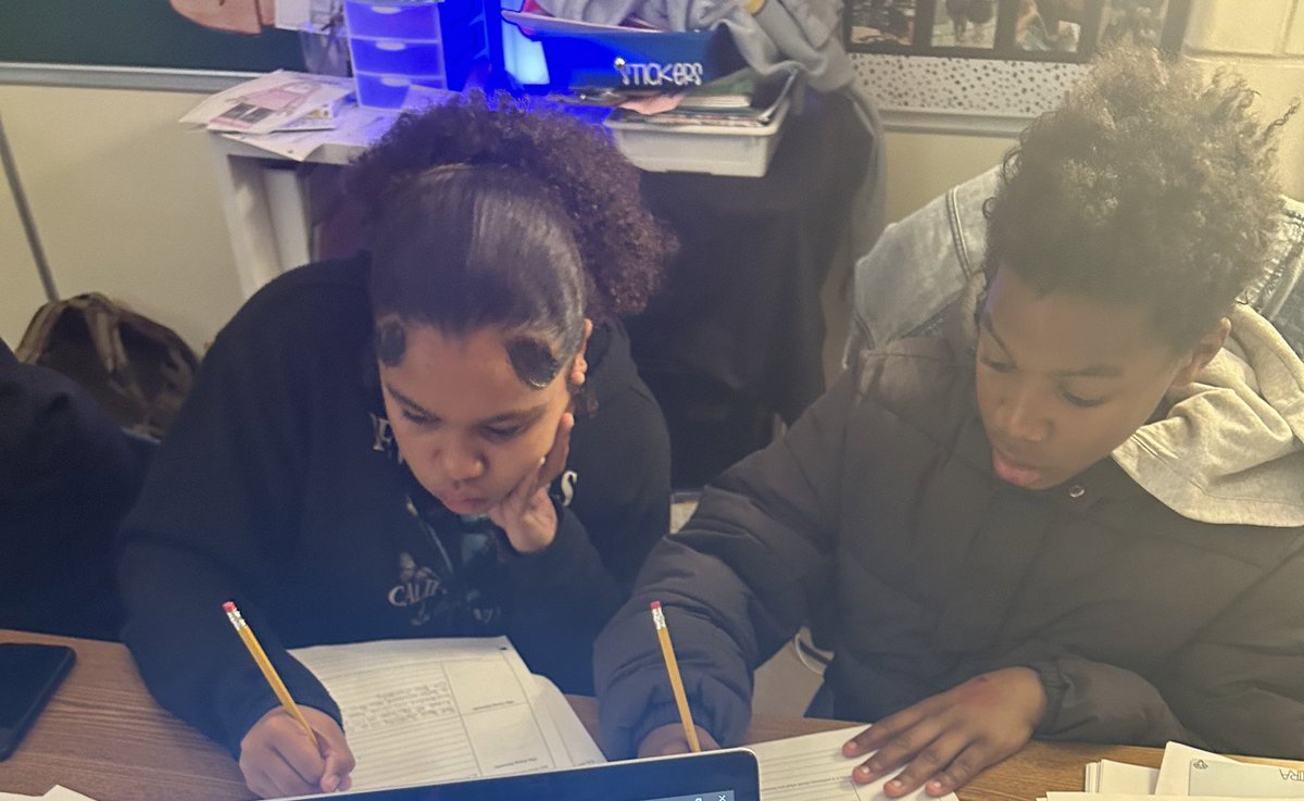 Koneisha Robinson (@koneisha_) on Twitter photo Gr 7 stays on 🔥 for academics! In Ms. Hudson’s class, Ss wrote CER paragraphs after analyzing a secondary sources to show knowledge of the contributions from Chinese dynasties. #HighExpectations #perfection7 #literacy <a href="/hudsonlms22/">Miss Hudson</a> <a href="/LansdowneMS/">Lansdowne Middle</a> Gr 7 stays on 🔥 for academics! In Ms. Hudson’s class, Ss wrote CER paragraphs after analyzing a secondary sources to show knowledge of the contributions from Chinese dynasties. #HighExpectations #perfection7 #literacy <a href="/hudsonlms22/">Miss Hudson</a> <a href="/LansdowneMS/">Lansdowne Middle</a>