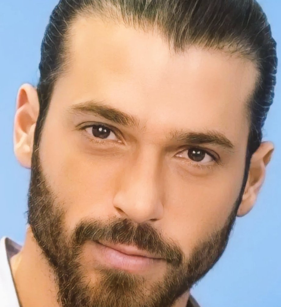 Life is not a SharpKnife  toCut all those BadMemories.
   But Life is ANeedle  toWeave    GoldenThread of SweetMemories 
 Love ur Life Live your Life
It’s the only one Uhave

ENJOY LIFE NOW
It has an expirydate

A HAPPYCHEERFUL MORNING TO ALL .HAPPY WEEKEND.STAYSAFE 

#CanYaman