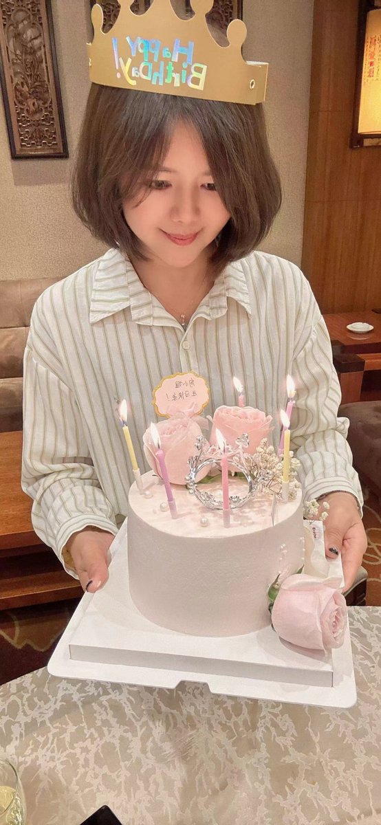 BiJbaoma's tweet photo. 生日快乐 https://t.co/7IH7o1f1T3