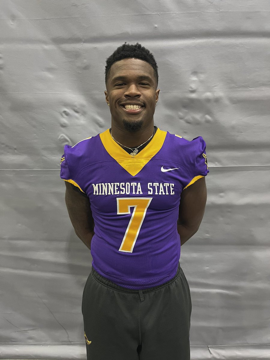 Maverick Football Scoop (@maverick_scoop) on Twitter photo Tonight we are honoring our seniors with an appreciation dinner before our game tomorrow. Thank you <a href="/djsmith61/">Dakota Smith</a> for everything that you have done for our program
#MavFam #MakeTheJourney #RollHerd #HornsUp #C2BE #WAR #BAW Tonight we are honoring our seniors with an appreciation dinner before our game tomorrow. Thank you <a href="/djsmith61/">Dakota Smith</a> for everything that you have done for our program
#MavFam #MakeTheJourney #RollHerd #HornsUp #C2BE #WAR #BAW