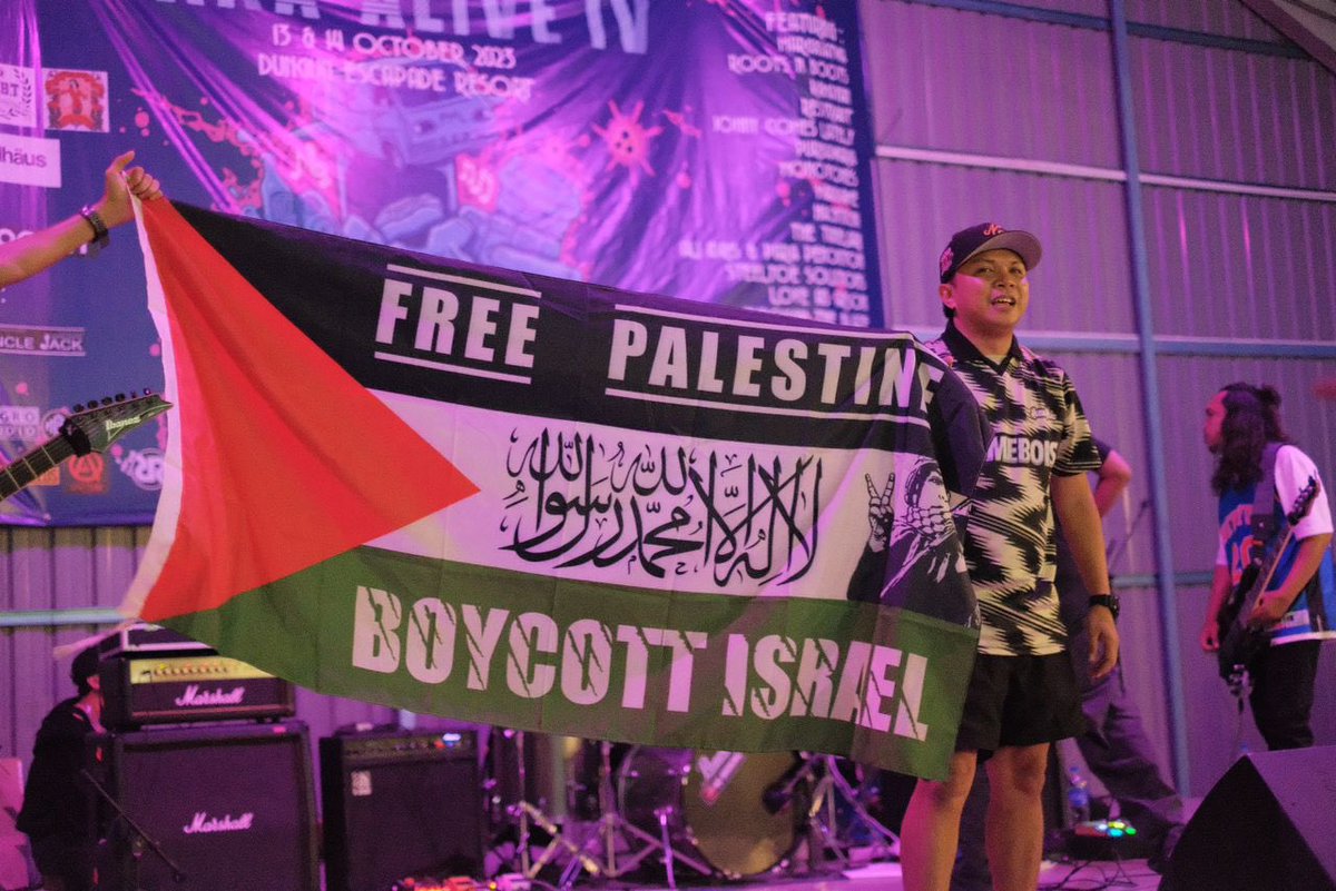 🇵🇸 stand strong 🇵🇸