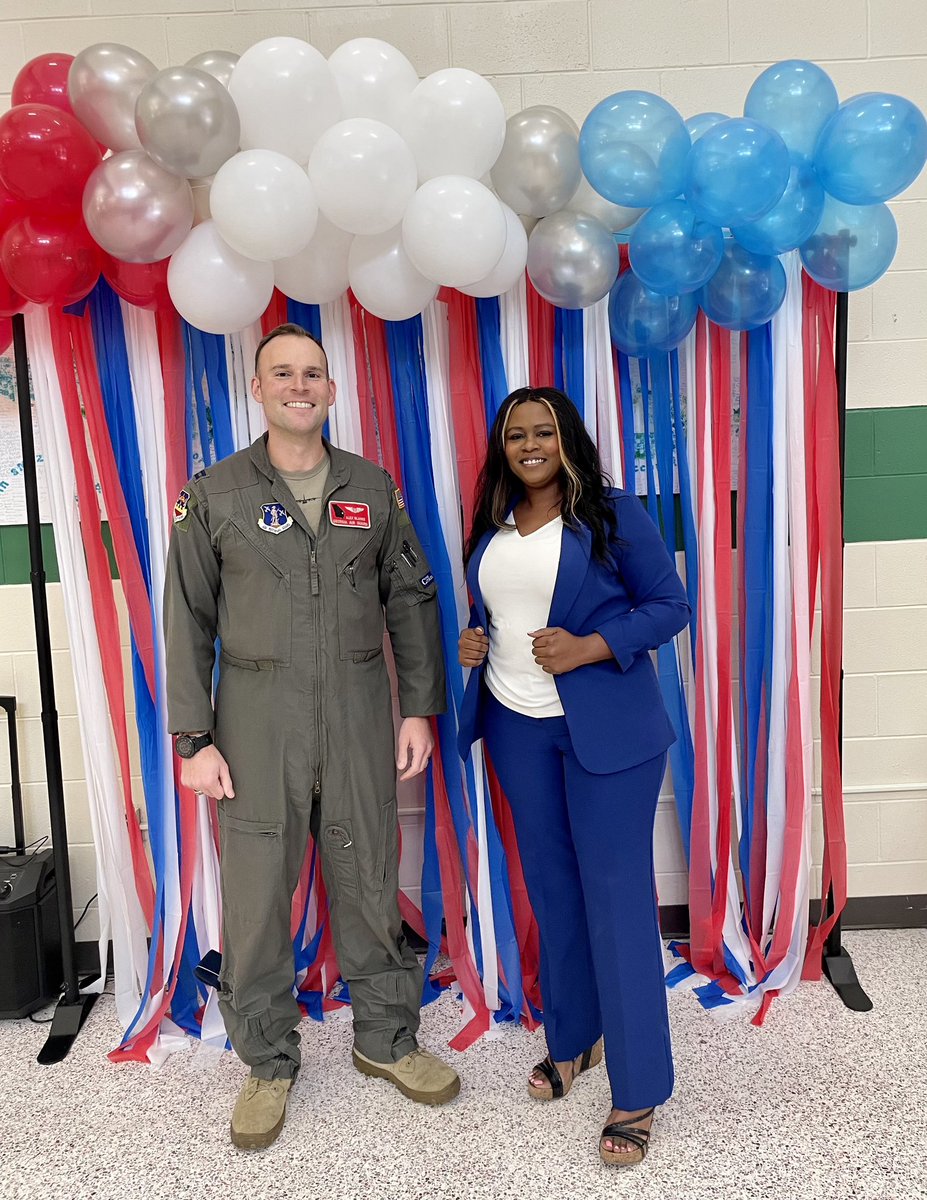Educator_P's tweet image. Happy Veteran’s Day!🇺🇸🇺🇸We had a great time celebrating our parents for their service at @SWES_Station. #HappyVeteransDay #GatorNation #Gatorslead