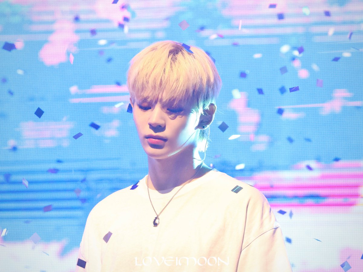 👼🏼👼🏼
#문정현 #MUNJUNGHYUN 
#이븐 #EVNNE